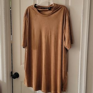 Sean John Soft crew neck Shirt.